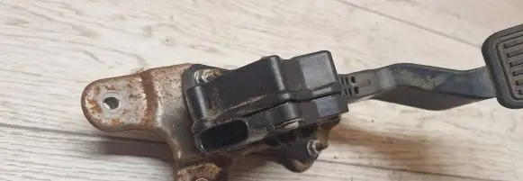 Mazda CX-7 Acceleration sensor Eg21k42387390