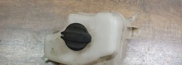 KIA Optima Coolant expansion tank/reservoir 254302T000