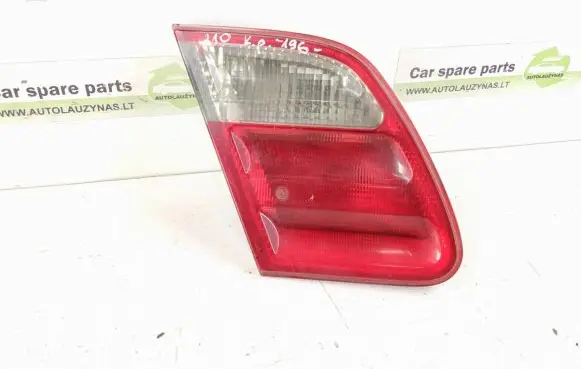 Mercedes-Benz E W210 Tailgate rear/tail lights 2108203764 A2108203764