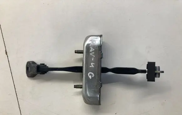 Toyota RAV 4 (XA30) Loading door check strap stopper 