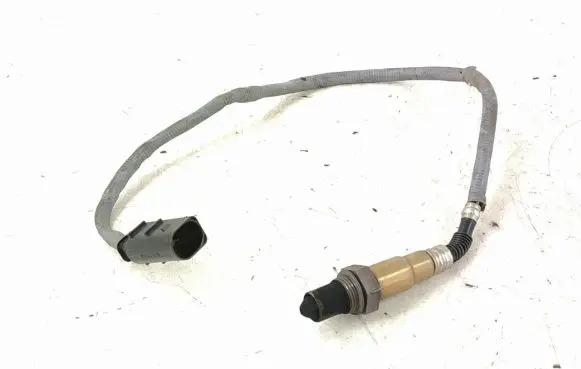 Mercedes-Benz C W204 Lambda probe sensor 0075421618 A0075421618