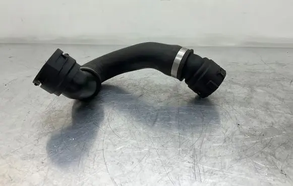 BMW 5 E60 E61 Engine coolant pipe/hose 7565076