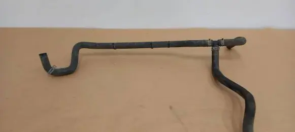 Tesla Model S Engine coolant pipe/hose 103081000C 600735100H