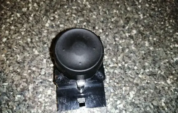 Opel Insignia A Seat control switch 13285104