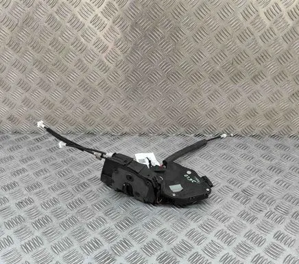 Land Rover Discovery Sport Front door lock C35604106 FK72203A28AE