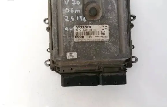Volvo XC90 Engine control unit/module 30771550ab