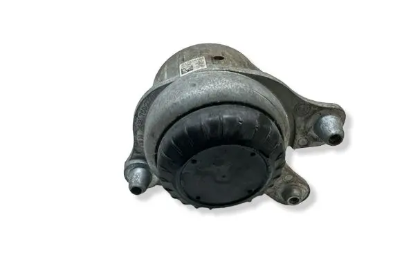 Mercedes-Benz E W213 Engine mount bracket A2132400500
