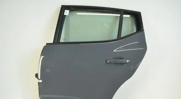 Dacia Sandero III Rear door 
