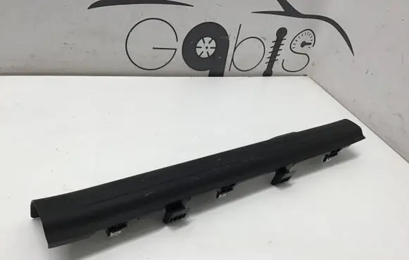 Hyundai Tucson IV NX4 Front sill trim cover 85870N7000