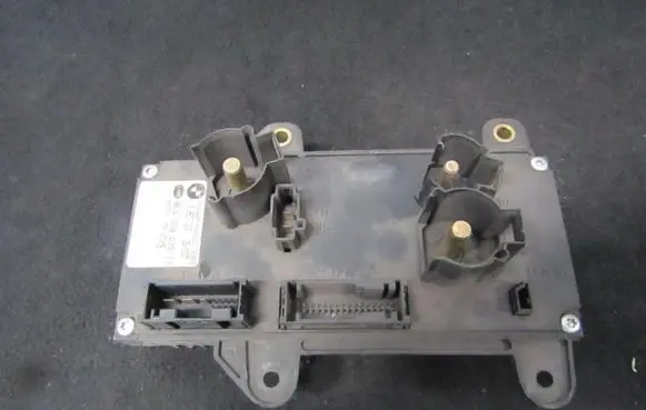 BMW 7 E65 E66 Other control units/modules 6957026 8ES008270-17