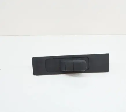 Ford Fiesta Seat belt height adjuster H1BBA611C46AE