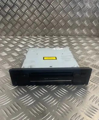 Audi Q7 4L Navigation unit CD/DVD player 4L0035646