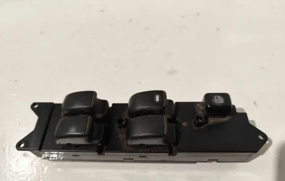 Mitsubishi Galant Electric window control switch MR252815 1877D1 C8DD232M