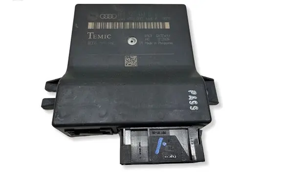 Audi A6 S6 C6 4F Gateway control module 4F0907468D 4F0910468A