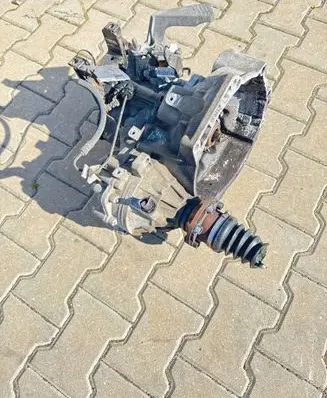 Seat Ibiza III (6L) Manual 5 speed gearbox 02T301103K