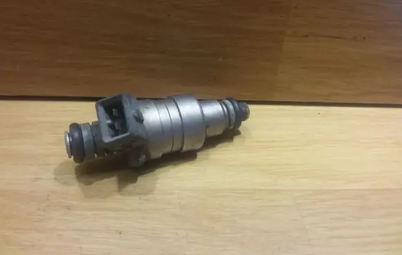 Ford Ka Fuel injector 95BFBC