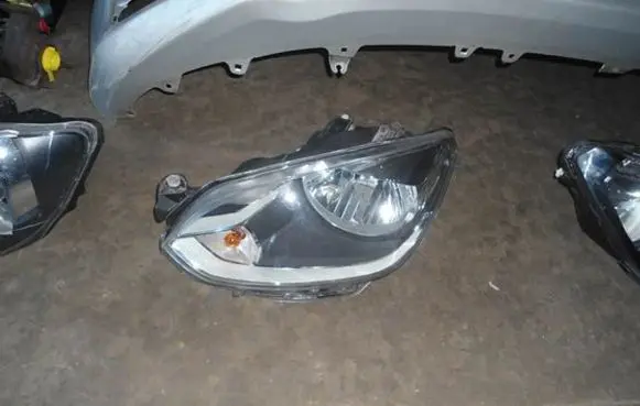 Volkswagen Up Headlight/headlamp