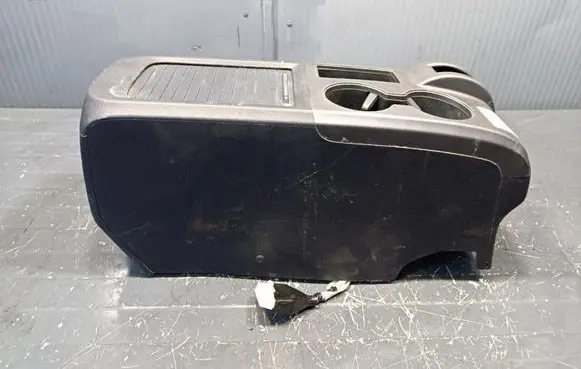Honda CR-V Center console 