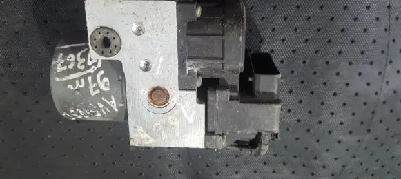 Toyota Avensis T220 ABS Pump 867222
