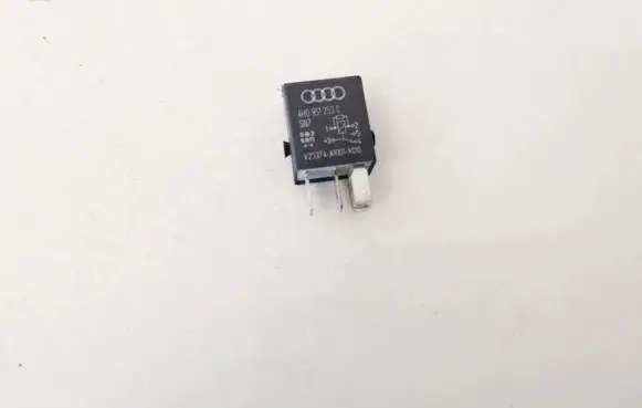 Skoda Octavia Mk2 (1Z) Other relay 4h0951253c v23374-a1001-x010