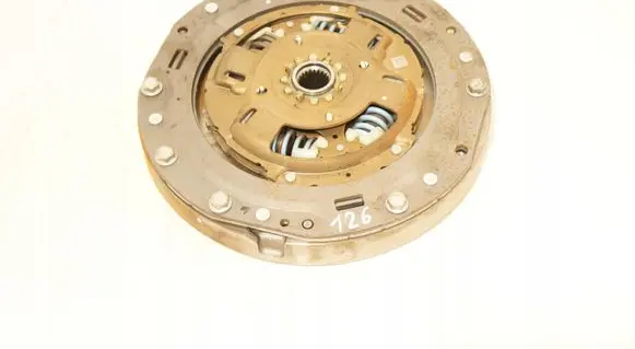 Toyota Yaris XP210 Clutch set kit 0J140929 31270-K0012 SZTYWNE M15A