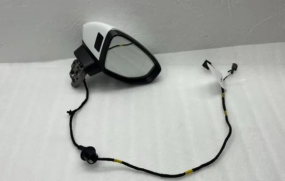 Audi A3 8Y Front door electric wing mirror 