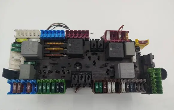 Mercedes-Benz Sprinter W907 W910 Fuse box set A9075450100 ZGS001