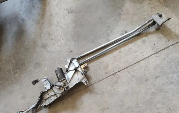 Citroen C8 Front wiper linkage and motor 3255C
