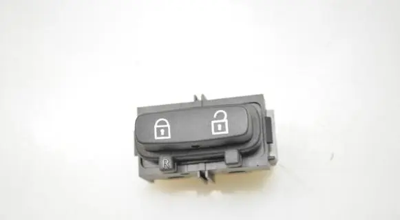 Volvo XC60 Central locking switch button 30710476