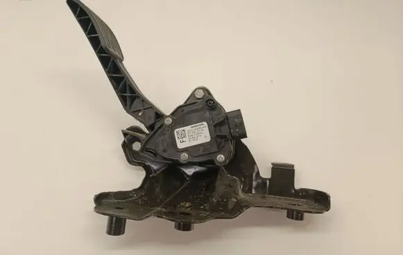 Nissan Murano Z52 Accelerator throttle pedal 180025AA0B