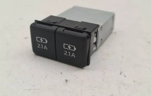 USB socket connector