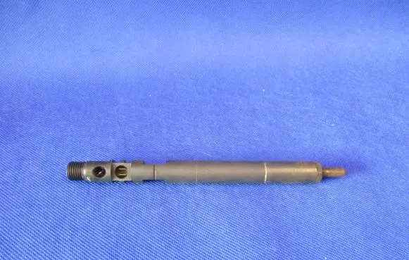 Mercedes-Benz E W211 Fuel injector A6460700987 R42707 ELZ1X6S