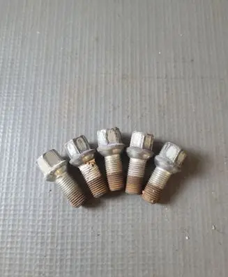 Skoda Octavia Mk3 (5E) Nuts/bolts 