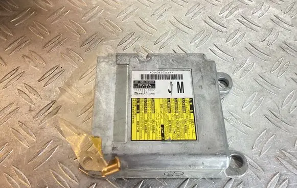 Lexus RX 450H Airbag control unit/module 8917048A20