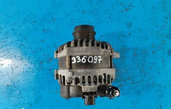 Ford Expedition Generator/alternator JL1Z10346A