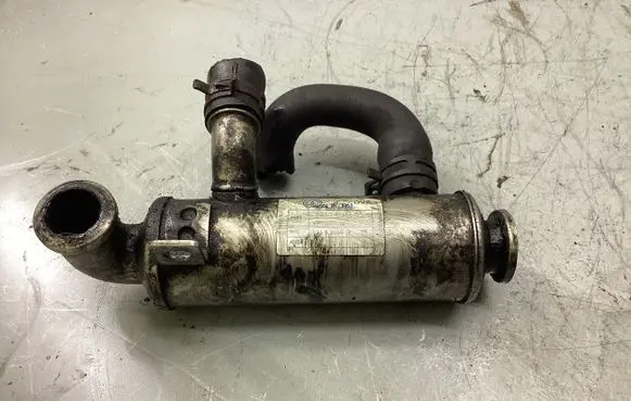 Ford Focus EGR valve cooler 3MSO9F4848C VP1U3H9P4456