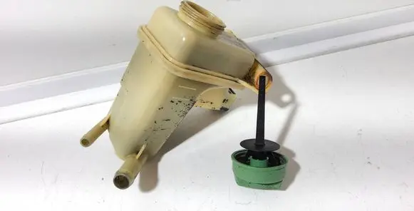 Audi A6 S6 C4 4A Power steering fluid tank/reservoir 4A0422373D 4A0422361H