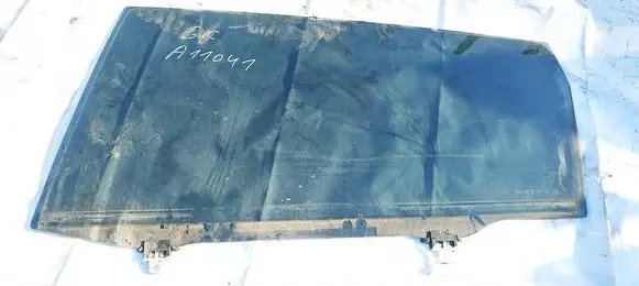 Toyota Corolla Verso AR10 Rear door window glass 