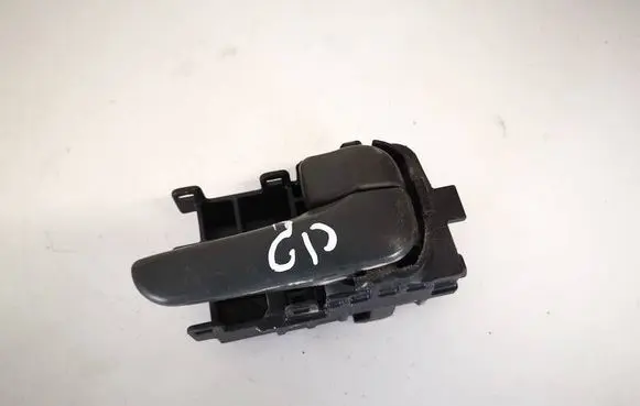 Nissan X-Trail T30 Rear door interior handle