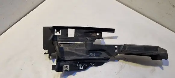 Ford Focus Other engine bay part BM51A02476