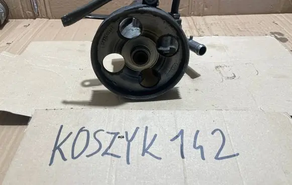 Ford Focus Power steering pump 9665709080