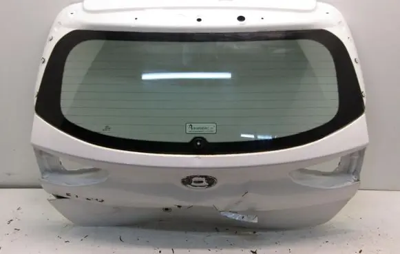 KIA Ceed Opening tailgate glass 1446