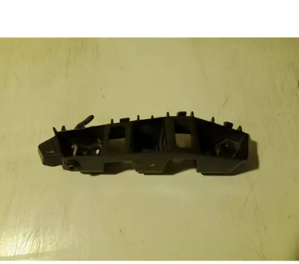 Volkswagen Touareg II Front bumper mounting bracket 7P6807183E 20105301
