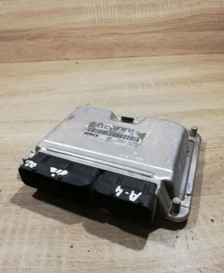 Audi A4 S4 B5 8D Engine control unit/module ECU 038906019FP 0281010729