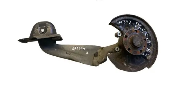 Volkswagen PASSAT B8 Rear wheel hub 5Q0505225C