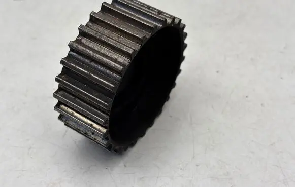 Audi A3 S3 8P Crankshaft pulley 06A105263E