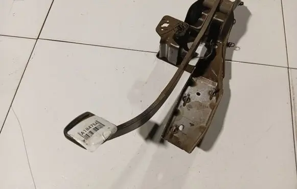 Ford S-MAX Brake pedal 