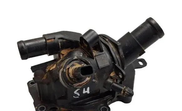 Thermostat/thermostat housing