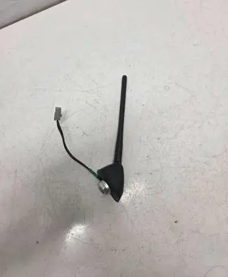 Nissan Juke I F15 Radio antenna 