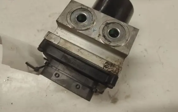 Citroen C6 ABS Pump 15871903 15871803C S118676002C